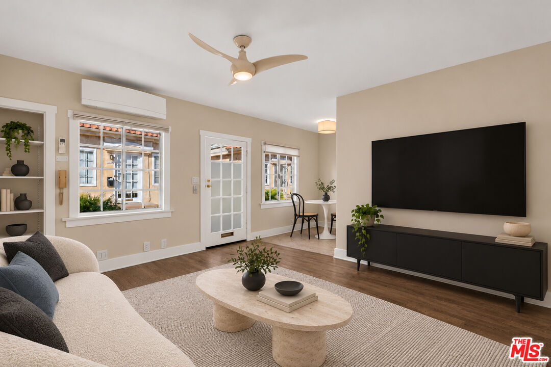 Property Photo:  1866 N Berendo St  CA 90027 