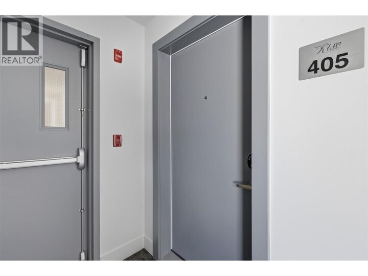 Photo de la propriété:  2046 Robson Place 405  BC V2E 0A5 