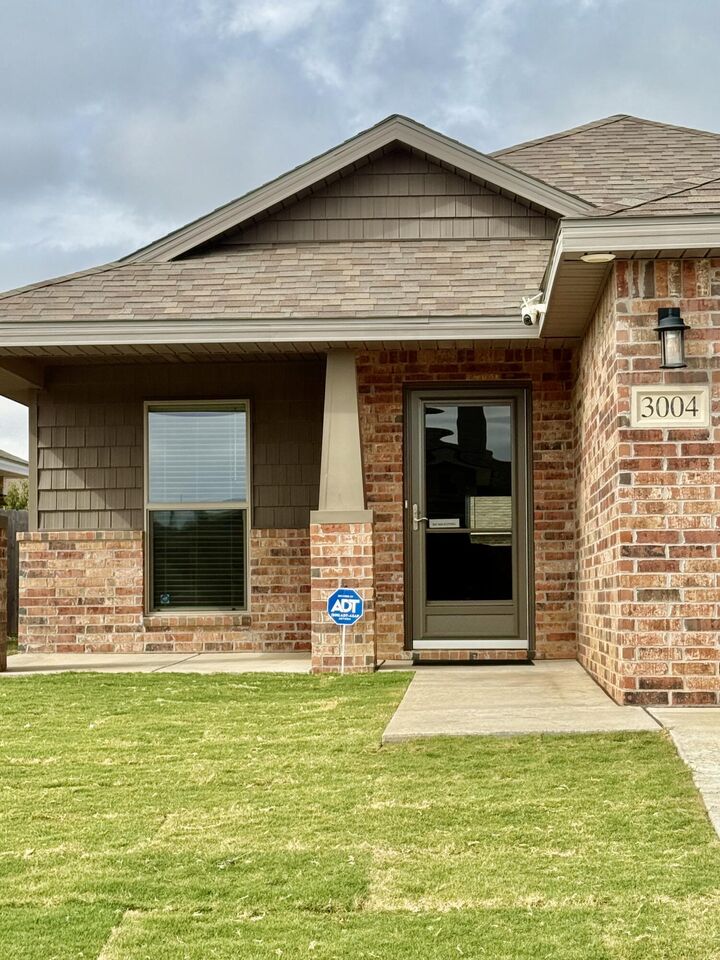 Property Photo:  3004 Urbana Place  TX 79407 