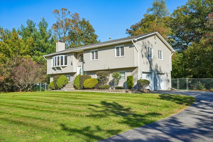 Property Photo:  1 Rubinstein Court  NY 10977 