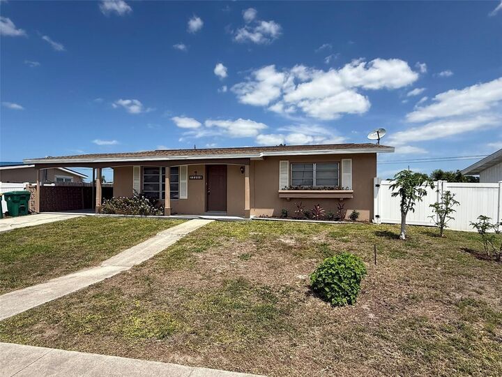 Property Photo:  22344 Lasalle Road  FL 33952 