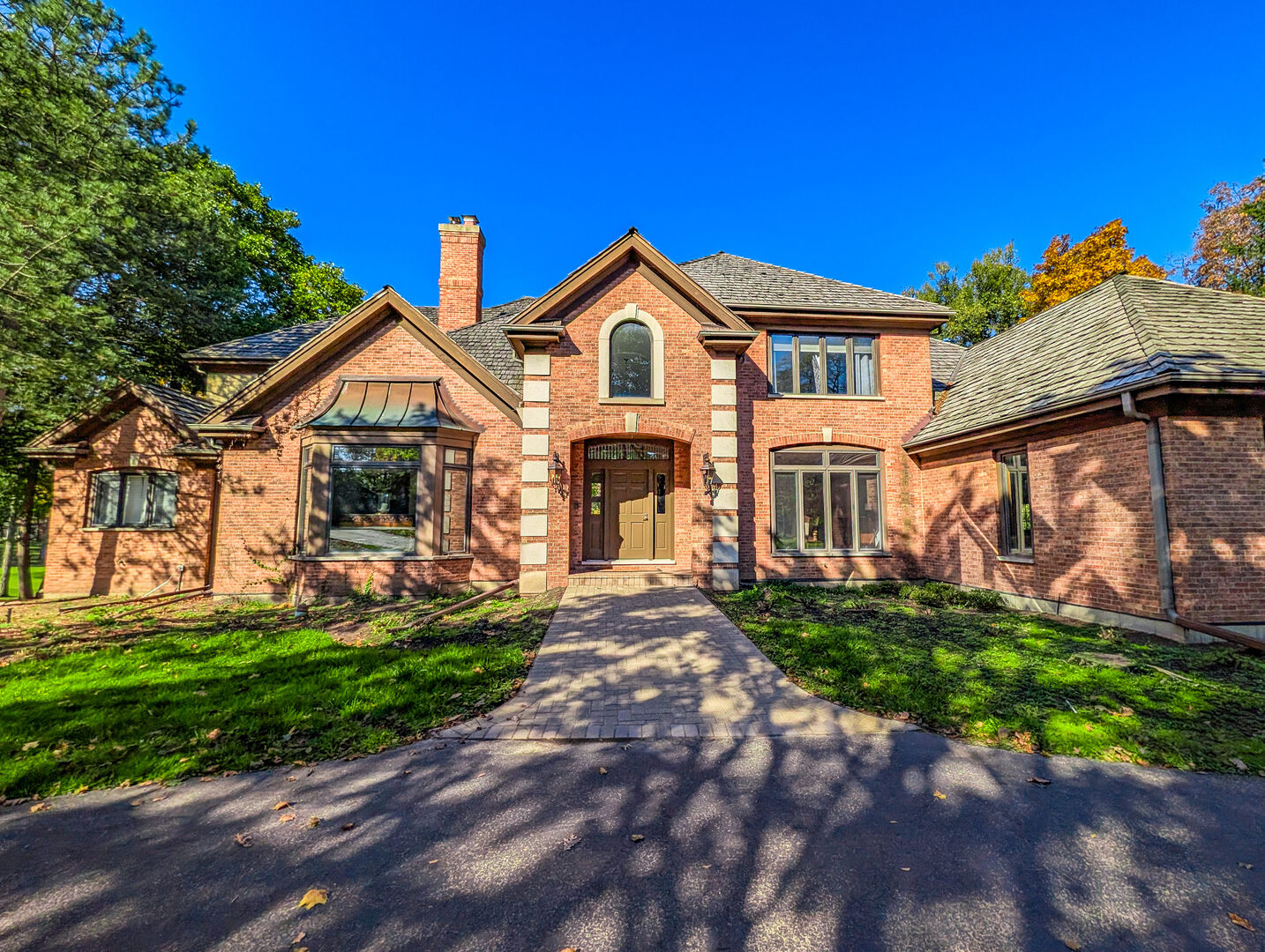 Property Photo:  20 Hidden Brook Drive  IL 60010 