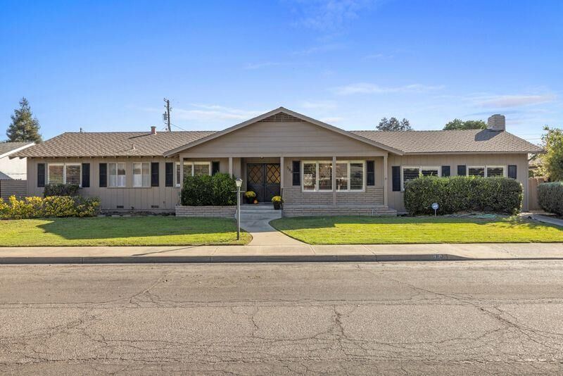 Property Photo: 580 Camellia Street CA 95350