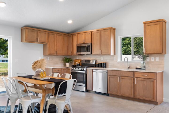 Property Photo: 10448 Dufferin Drive MT 59808