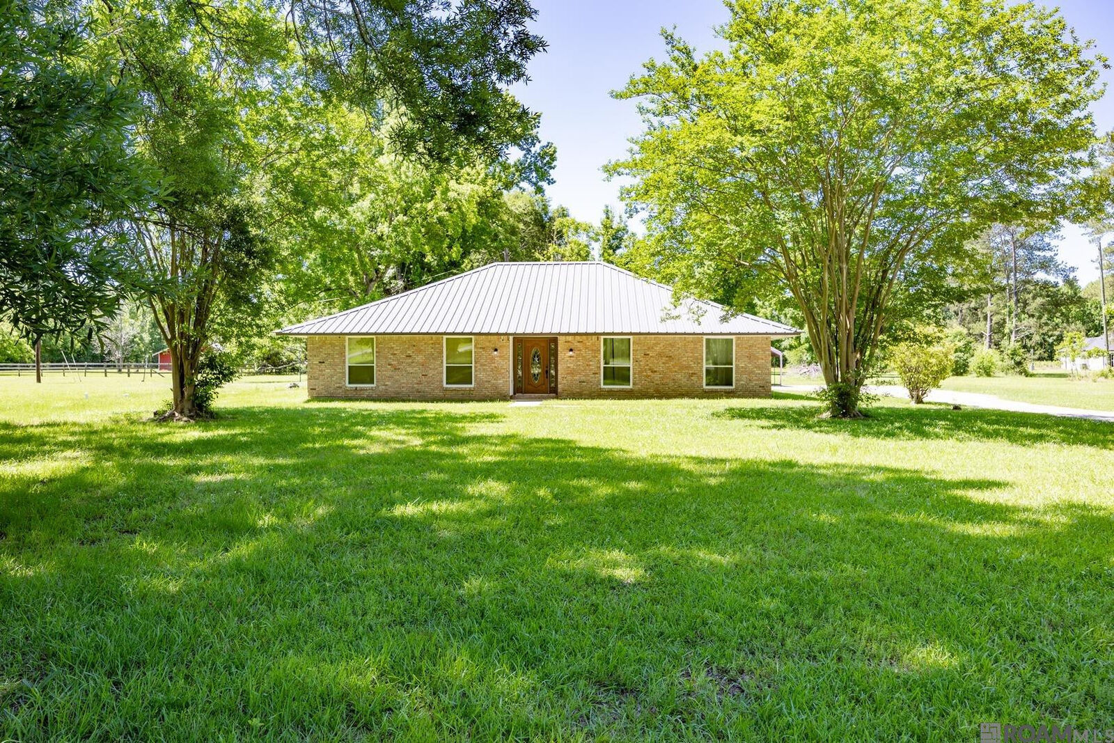Property Photo:  2830 Country Plaza Ave  LA 70791 