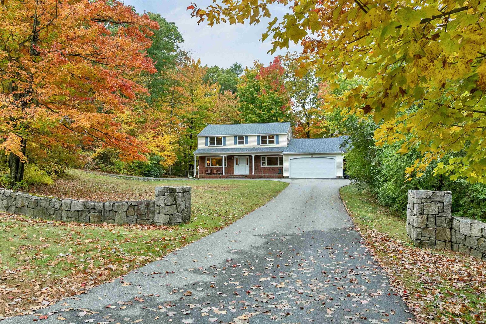 Property Photo: 24 Ridgewood Drive NH 03304