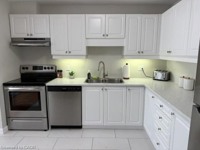 Property Photo:  169 Bismark Drive 16  ON N1S 5C1 