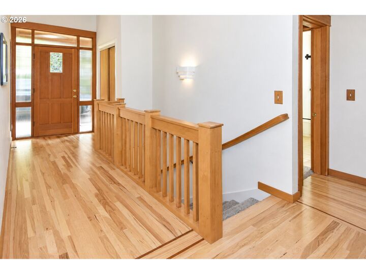 Property Photo: 2630 Elinor St OR 97403