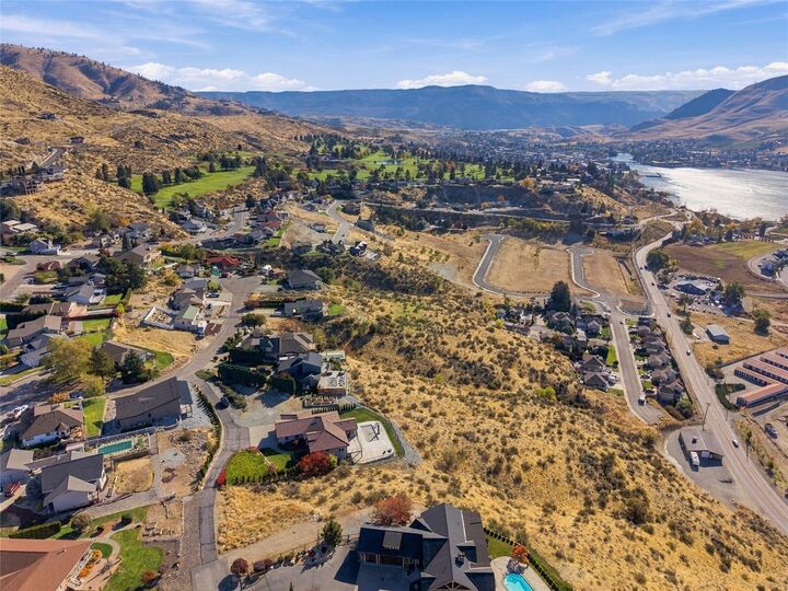 Property Photo: 340 Orchard View Drive WA 98816
