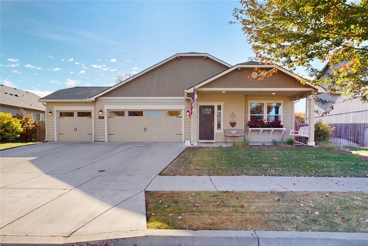 Property Photo: 2287 Leonard Drive WA 99362