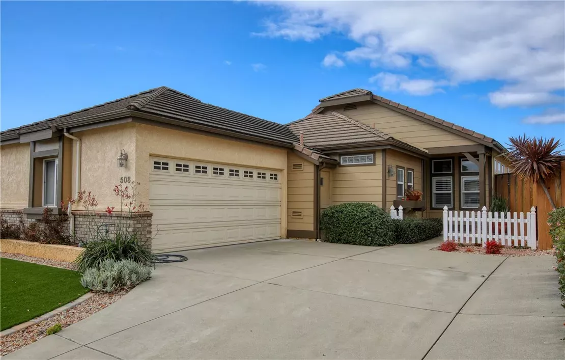 Property Photo:  508 Starlight Lane  CA 93420 