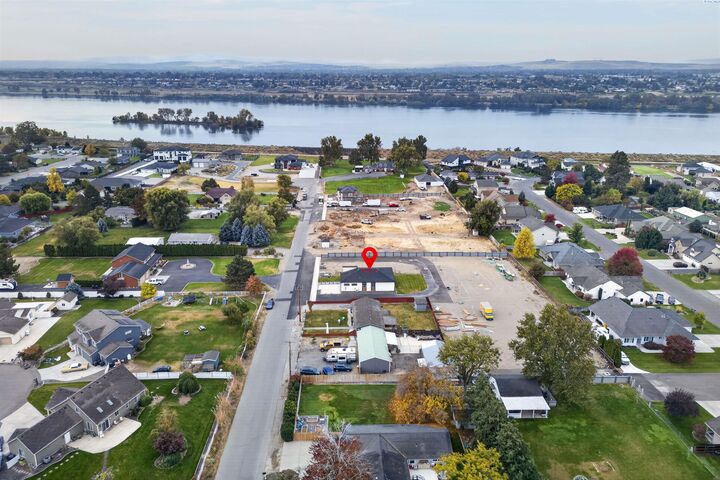 Property Photo:  1022 Road 64  WA 99301 
