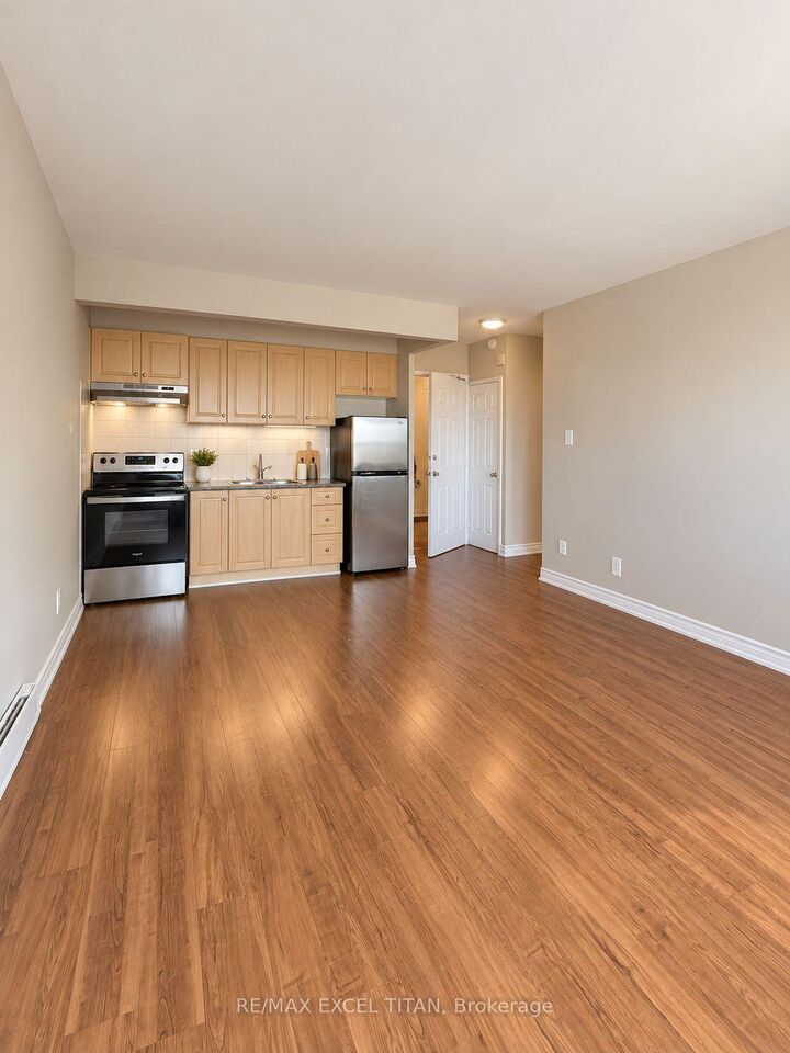 Property Photo:  468 Ottawa Street 615B  ON L8H 4A6 