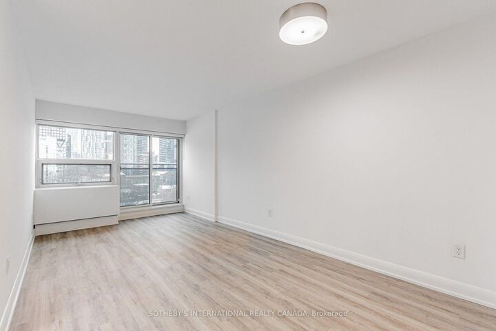 Property Photo:  191 Sherbourne Street S1015  ON M5A 3X1 