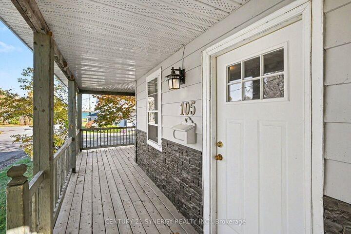 Property Photo:  105 Neilson Street  ON K7S 3G3 