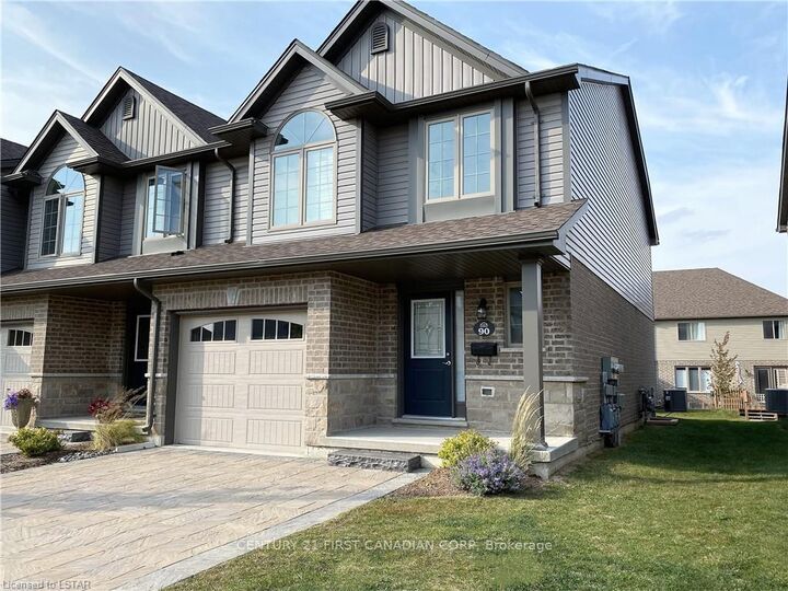 Property Photo: 3400 Castle Rock Place 90 ON N6L 0E4