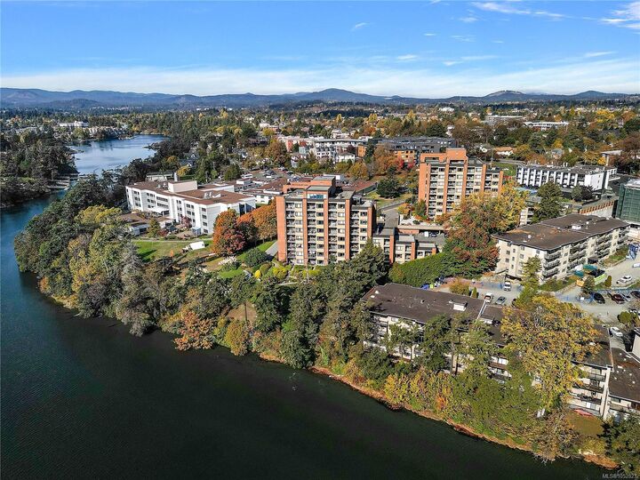 Property Photo:  105 Gorge Rd E #802  BC V9A 6Z3 