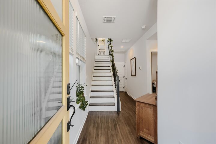 Property Photo: 13619 Defiance Pass TX 78717