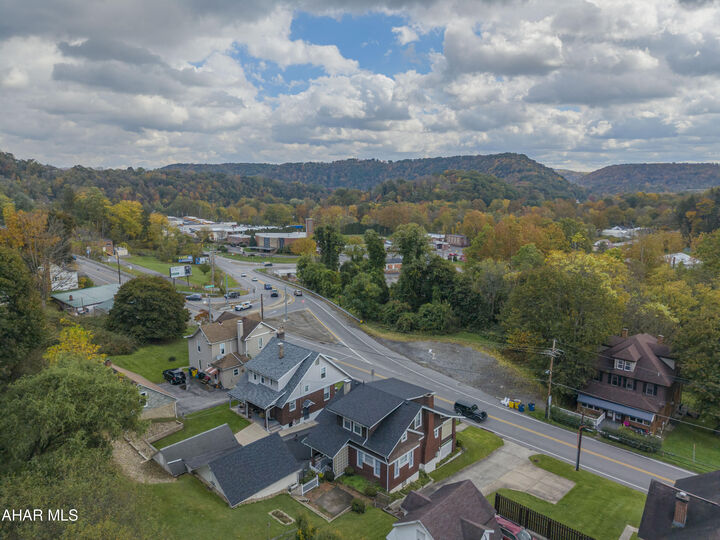 Property Photo: 2224 Franklin Street PA 15905
