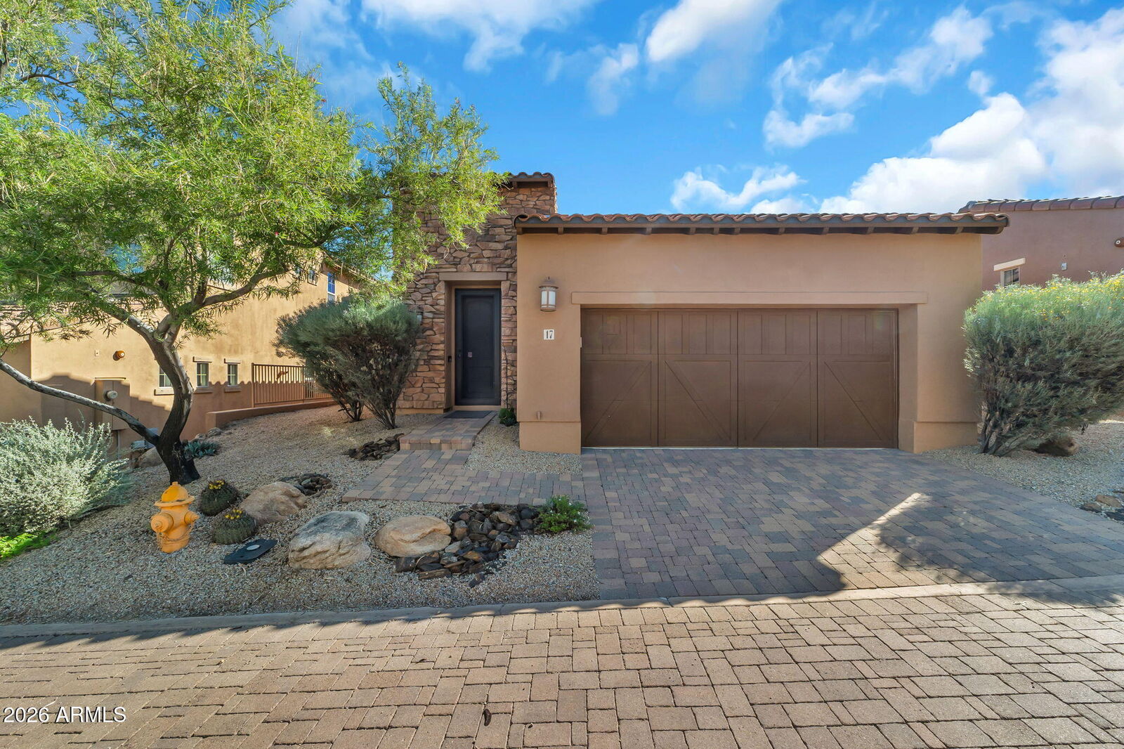 Property Photo: 6231 E Mark Way 17 AZ 85331