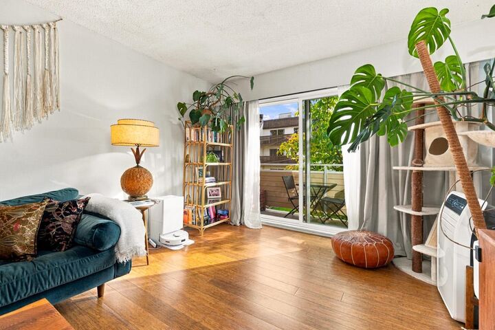 Property Photo:  750 E 7th Avenue 319  BC V5T 4H5 