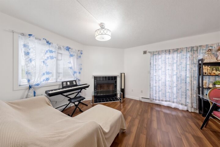 Property Photo:  620 Blackford Street 101  BC V3M 1R6 