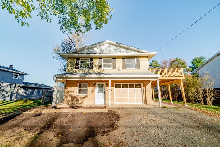 Property Photo:  31 Carol Court  NY 13748 