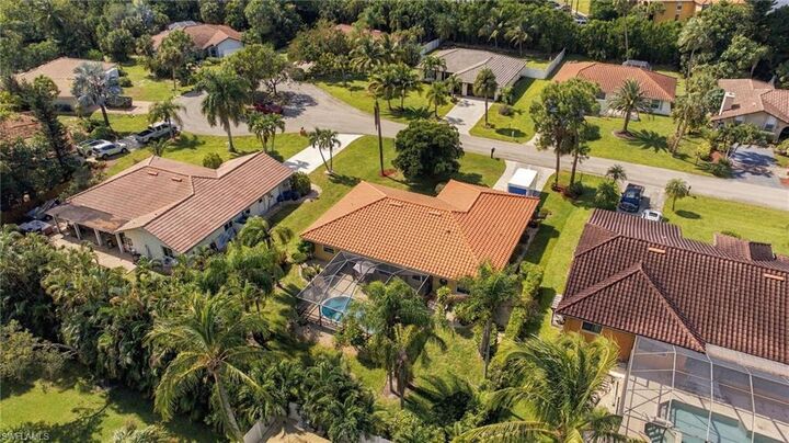 Property Photo:  27152 Edenbridge Ct  FL 34135 