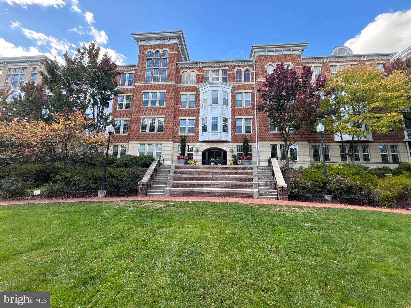 Property Photo:  400 Cameron Station Boulevard G18  VA 22304 