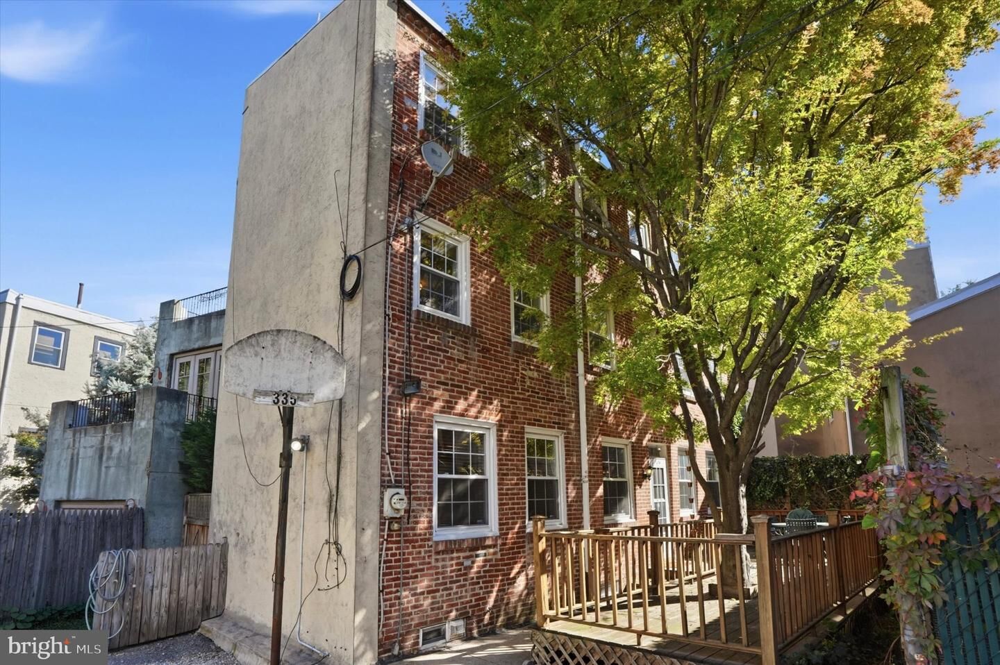Property Photo: 335 R Poplar Street PA 19123