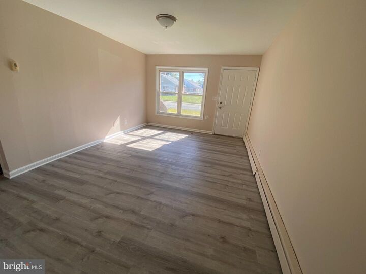 Property Photo: 306 Pilgrim Road DE 19720