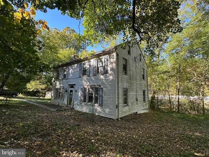 Property Photo:  1363 Old Route 22  PA 19534 