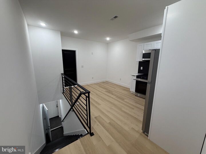 Property Photo:  3018 N Franklin Street 2  PA 19133 