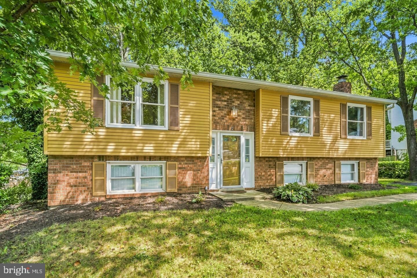 Property Photo:  6603 Seward Road  MD 20720 