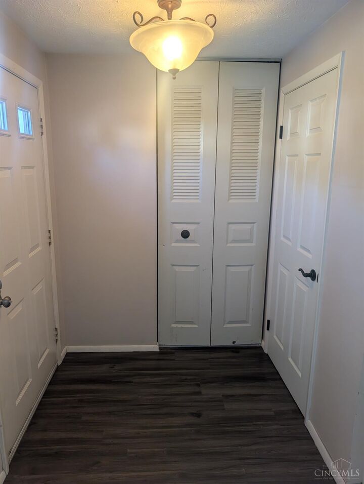 Property Photo: 2871 Mossy Brink Court OH 45039