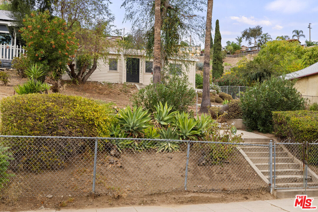 Property Photo: 3165 Minnesota St CA 90031
