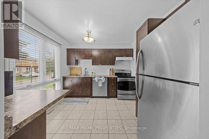 Property Photo:  6252 Castille Court 29  ON K1C 1X5 