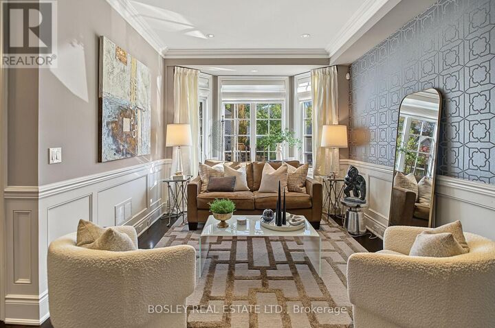 Property Photo:  34 Glenbrae Avenue  ON M4G 3R5 