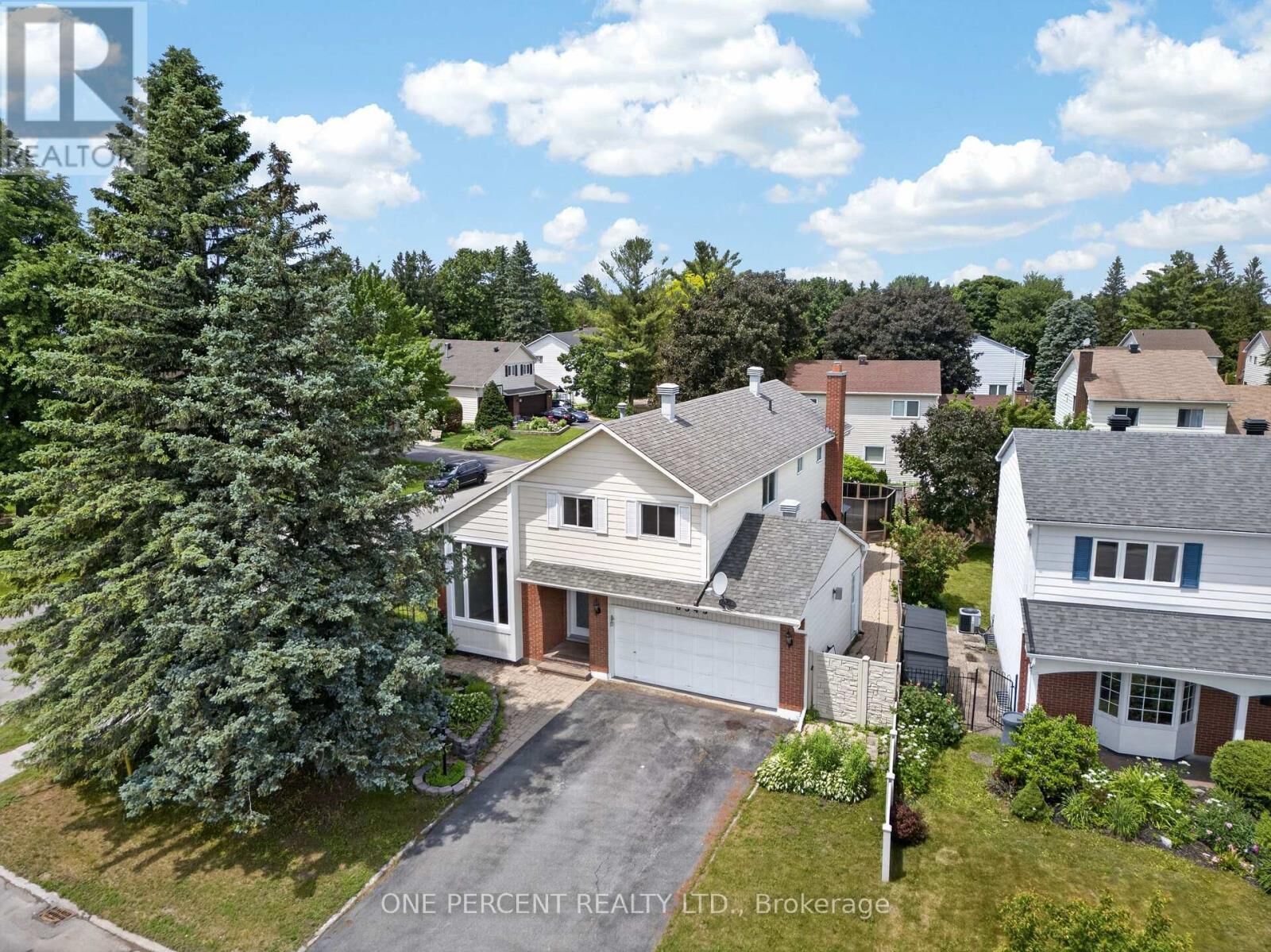 Property Photo:  6343 Mattice Avenue  ON K1C 2G1 