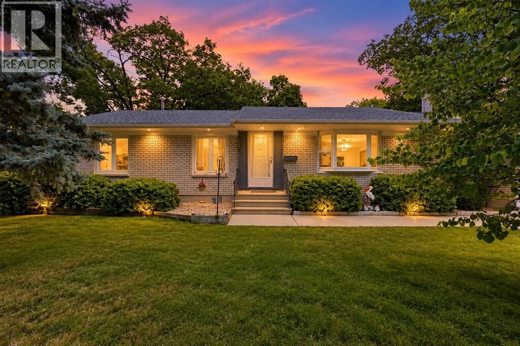 Property Photo:  1150 Thomas Drive  ON N7V 3W2 