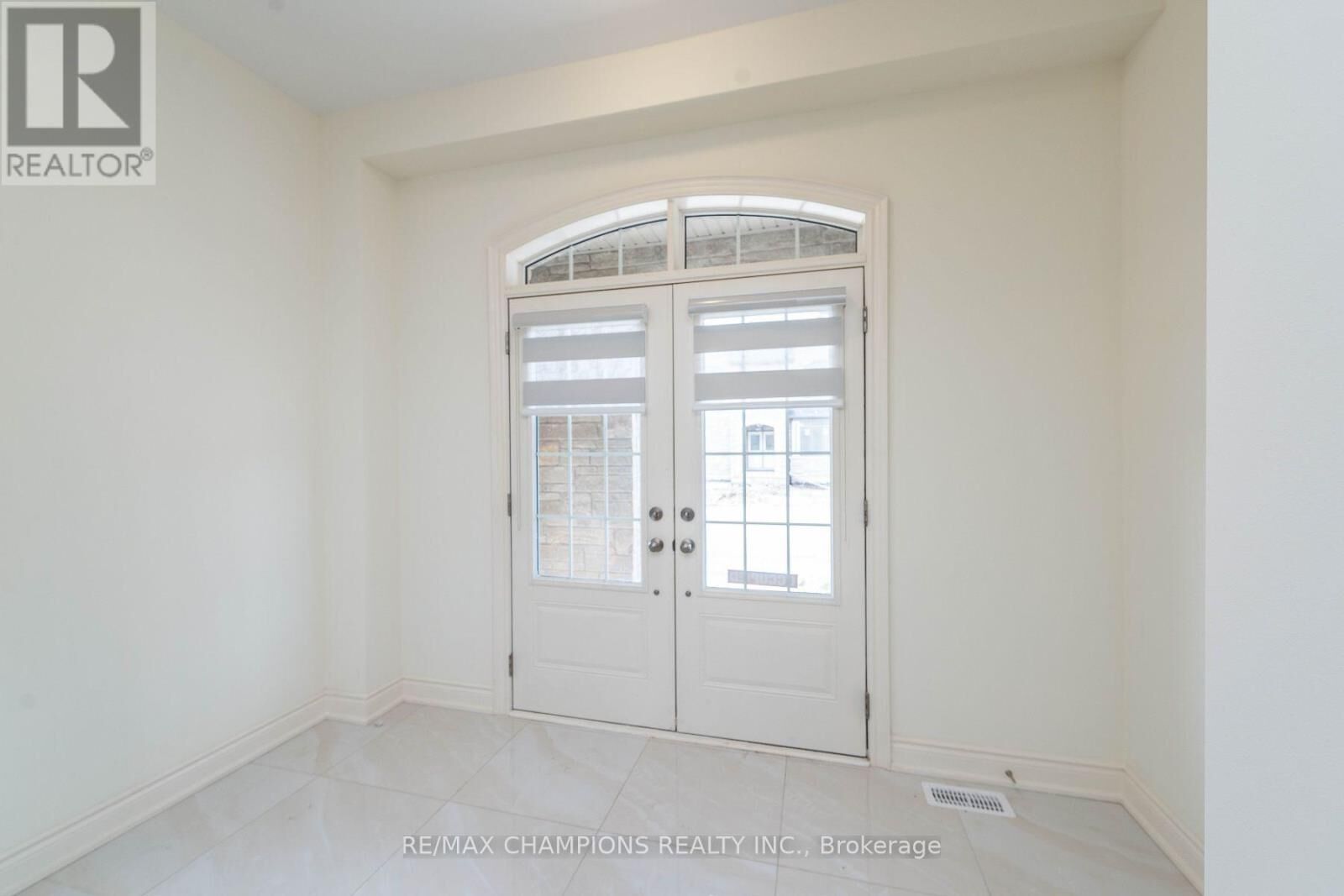Property Photo:  9 Cadence Road  ON L6X 5S5 
