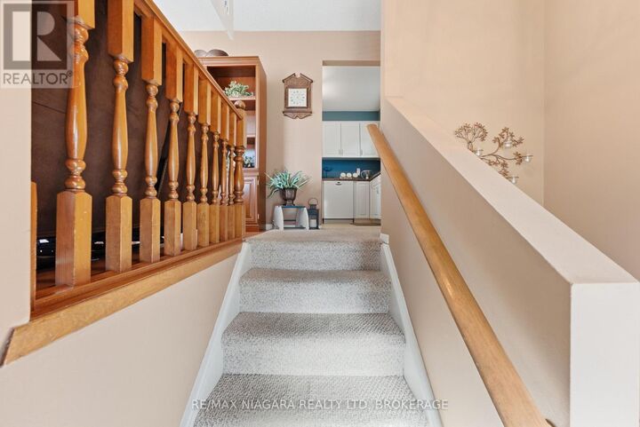 Property Photo:  8372 Mundare Crescent  ON L2G 7M5 