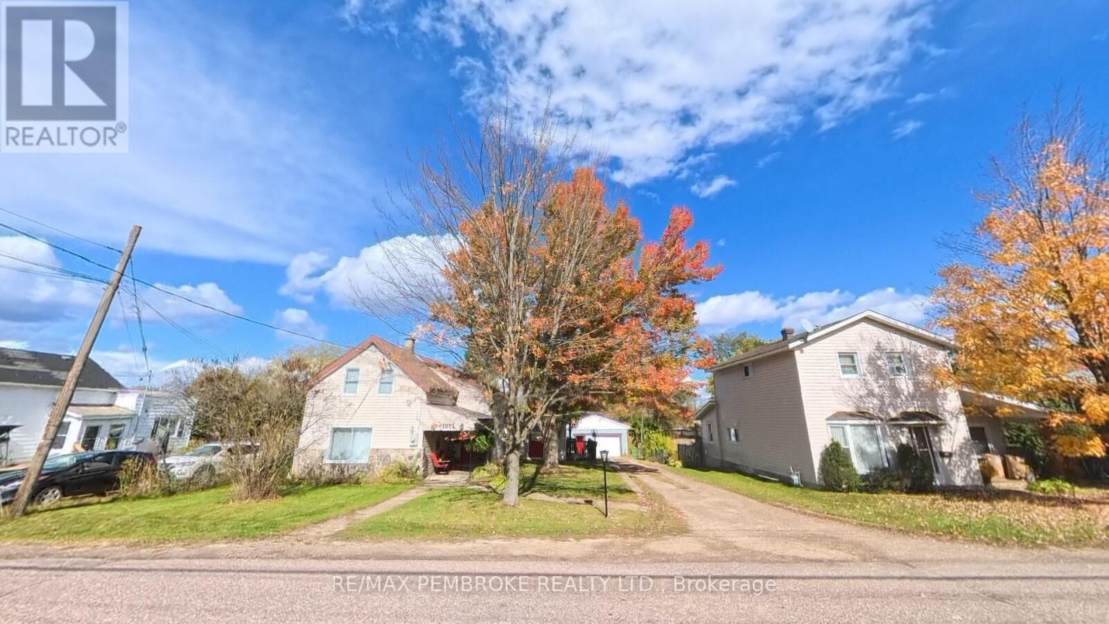 Property Photo: 1081 Bronx Street ON K8A 6G8