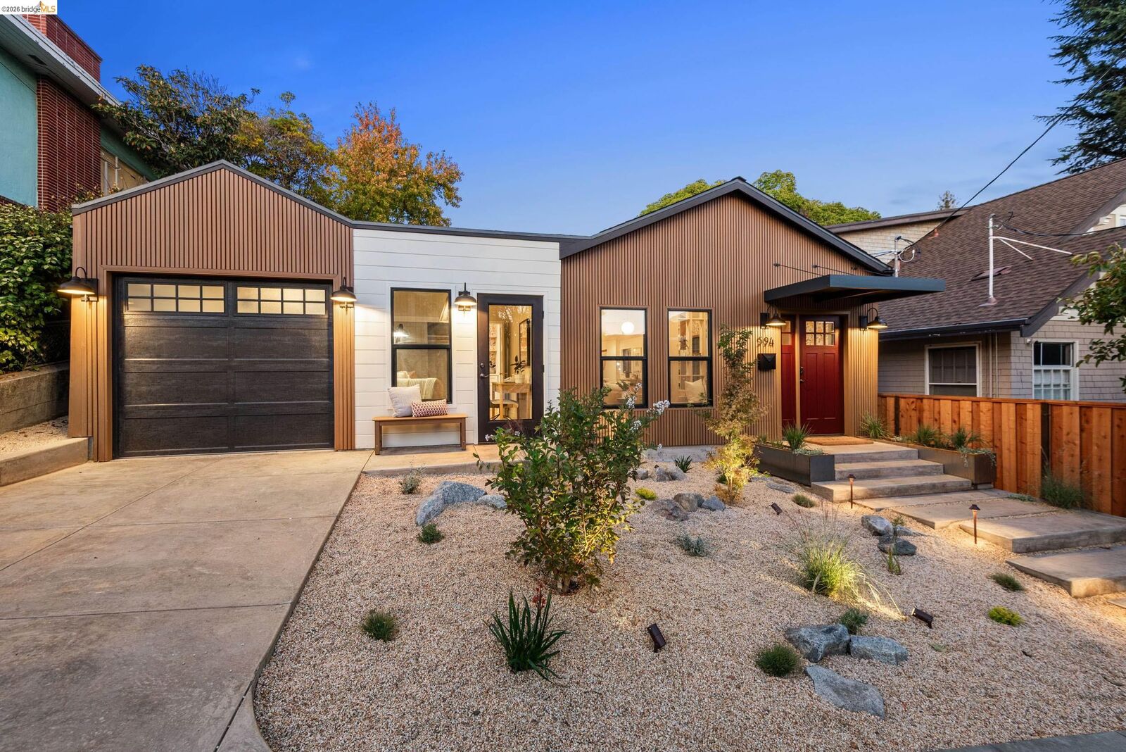 Property Photo: 594 Kenmore Ave CA 94610