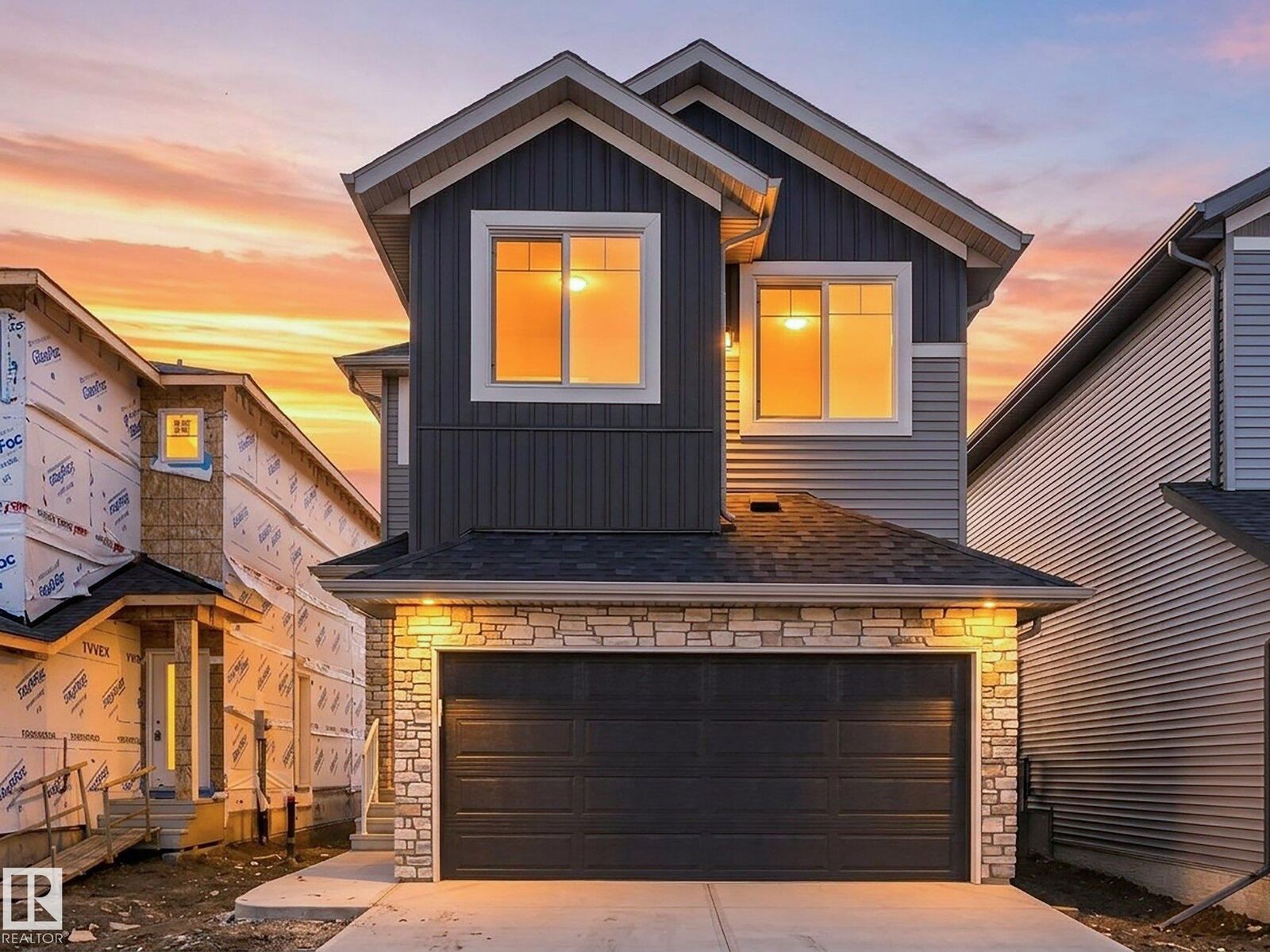 Property Photo:  197 Wyatt Ridge  AB T8L 0Y3 