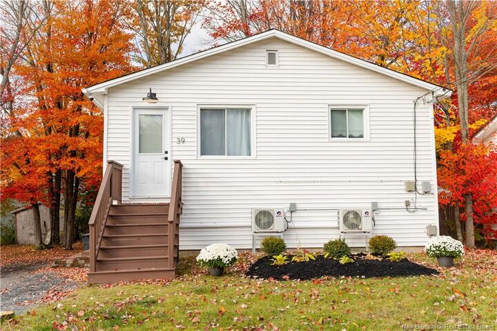 Property Photo:  39 Murray Avenue  NB E3A 3Y6 