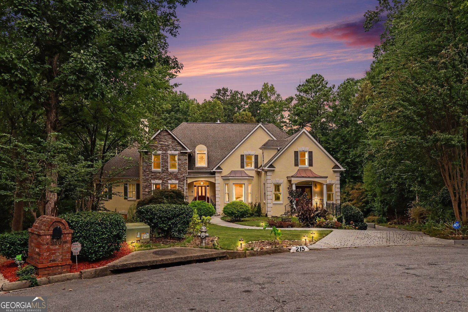 Property Photo: 215 Hamden Trace SW GA 30331