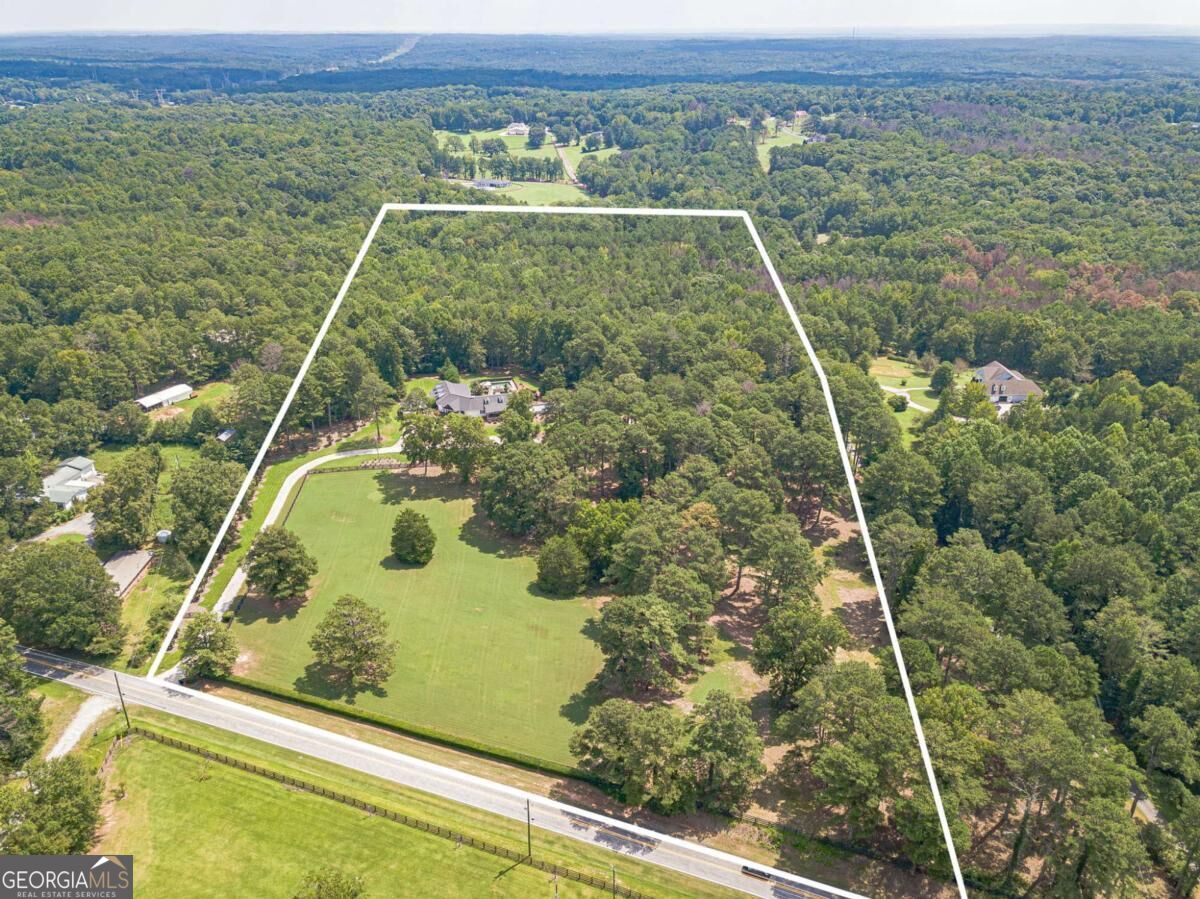 Property Photo: 9667 Ephesus Church Road GA 30180