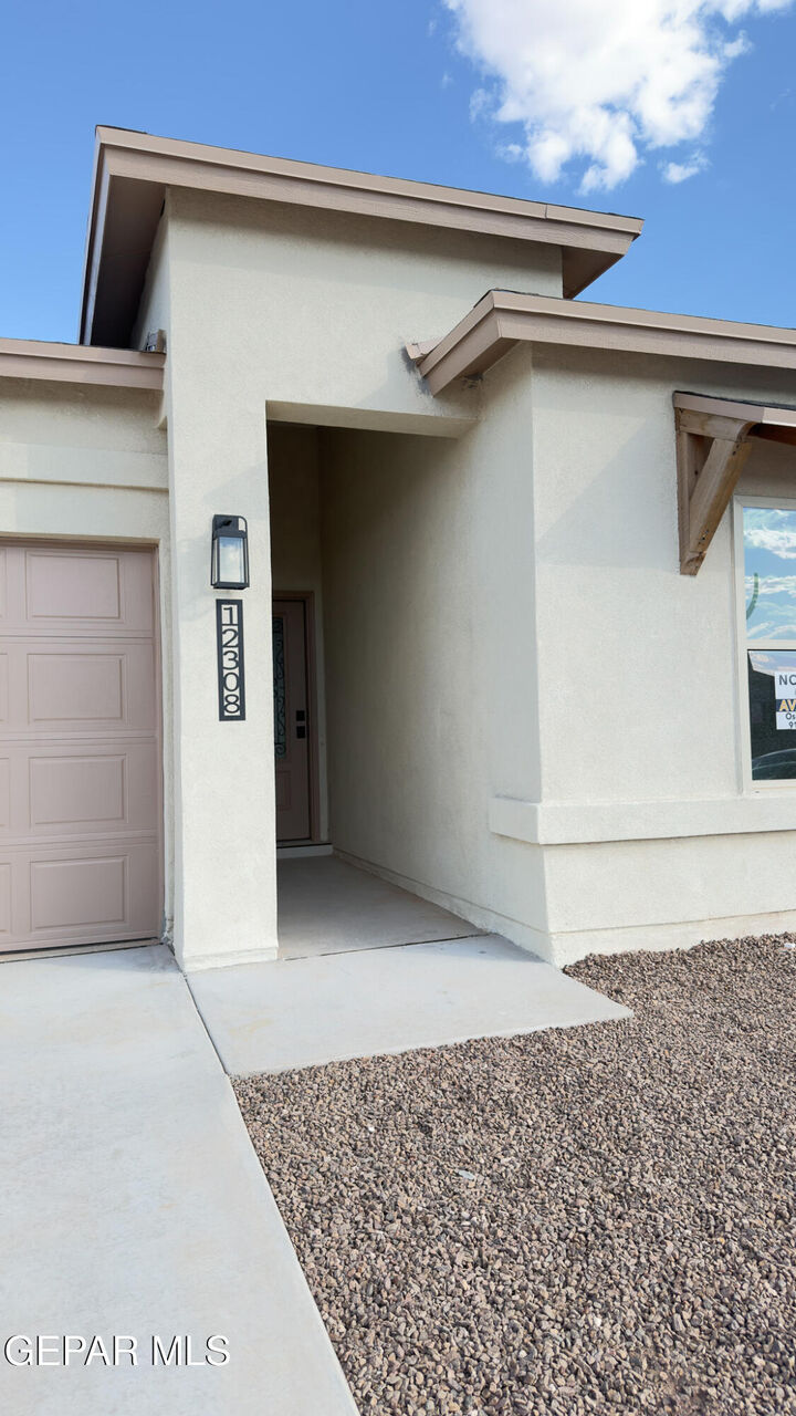 Property Photo: 7336 John Gerald Way TX 79934