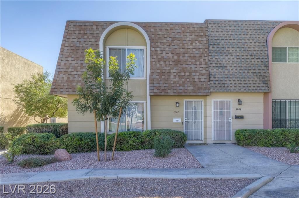 Property Photo: 3712 Garden South Drive NV 89121